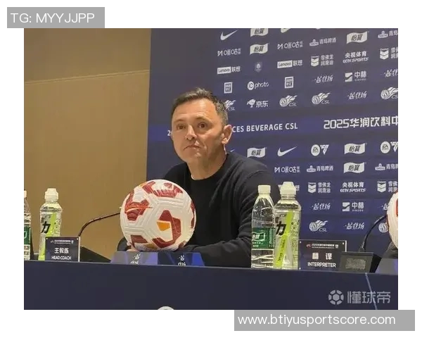 再集结时刻拉米罗带领球队开启新赛季首堂训练课 再集结时刻拉米罗带领球队开启新赛季首堂训练课