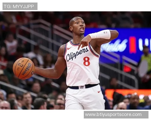 太阳邓恩称赞奥特战术智慧给予球员充分信任让我们发挥特长 太阳邓恩称赞奥特战术智慧给予球员充分信任让我们发挥特长