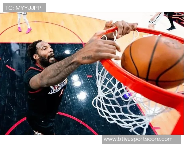 德拉蒙德再展篮板天赋三投全中三分命中收获7分并抢下10个篮板