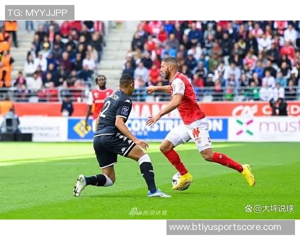 摩纳哥与兰斯就后卫科内转会事宜展开谈判双方积极沟通寻求达成协议